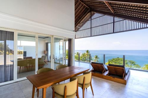 المرافق, Rajavilla Lombok Resort - Seaside Serenity in سينججيجى