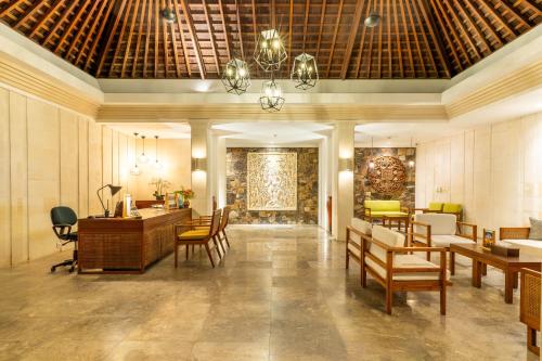 ردهة, Rajavilla Lombok Resort - Seaside Serenity in سينججيجى