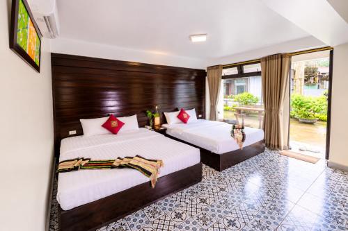 Twin room, family, mountain view