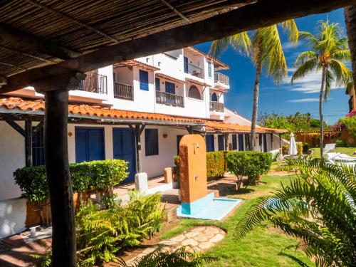 Garden, Hotel Costa Linda Beach in Margarita Island