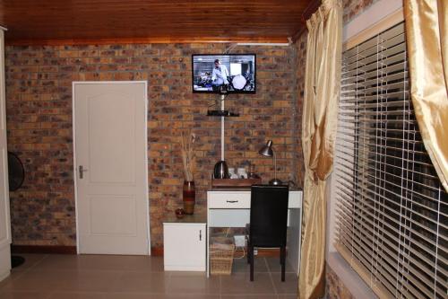Quest Bed And Breakfast Room Type - Twin Room with Shower Quest Bed And Breakfast Room Type - Twin Room with Shower