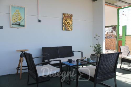 Disegni 11-12, Habitacion Baño Privado con Cocina, Caldera, Cercano a Bahía (Disegni 11-12, Habitacion Bano Privado con Cocina, Caldera, Cercano a Bahia) in Caldera