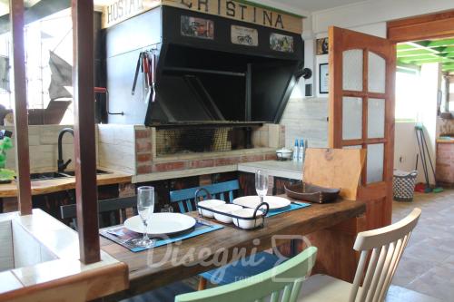 Disegni 11-12, Habitacion Baño Privado con Cocina, Caldera, Cercano a Bahía (Disegni 11-12, Habitacion Bano Privado con Cocina, Caldera, Cercano a Bahia) in Caldera