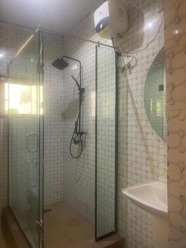 Asake Hotel & Suites