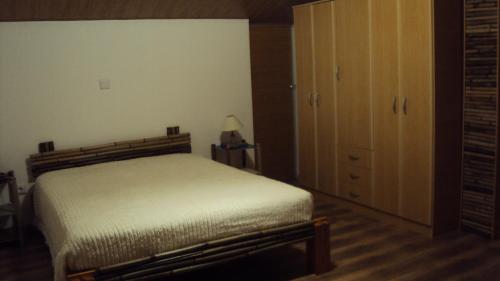 1 double bed