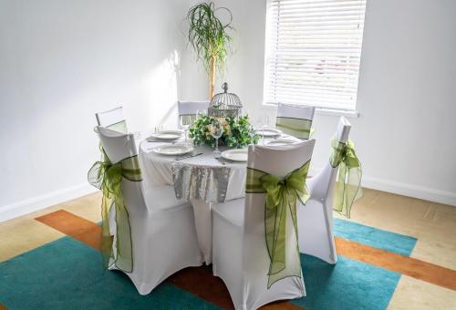 Holiday Inn Bristol Airport By IHG - Bristol Holiday Inn Bristol Airport By IHG - Bristol