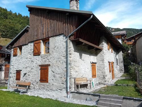 Chalet familial de village en Savoie