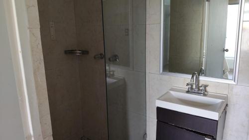 Shower, MARIA BONITA By CHAVIRA NUEVO LAREDO in Nuevo Laredo