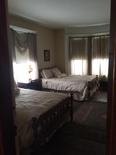 Victorian Charm Inn Ideally located in the Towanda area, Victorian Charm Inn promises a relaxing and wonderful visit. Both business travelers and tourists can enjoy the propertys facilities and services. Service-minded 