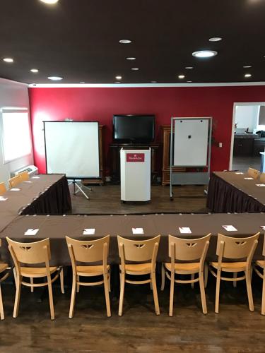 Ramada by Wyndham Torrance Ramada by Wyndham Torrance