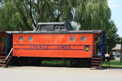 Red Caboose Motel & Restaurant