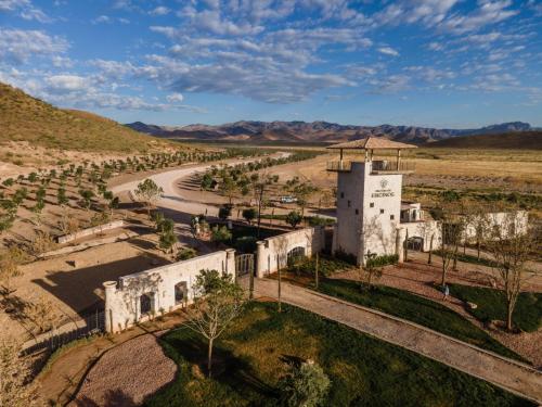 Valle de los Encinos Golf Resort & Spa