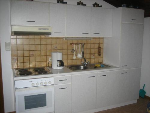 ห้องครัว, Funerhof in อาซามซ์