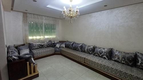 Apartamento moderno cerca del aeropuerto de tanger in Gzennaia