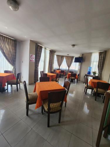 Hostelling Bustillo