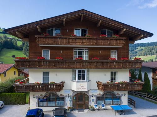 Vicky Apartment Wildschönau with balcony
