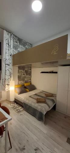 Wawel Raven House