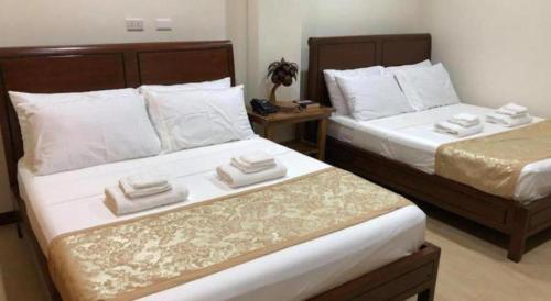 Godo's Plaza Hotel and Restaurant