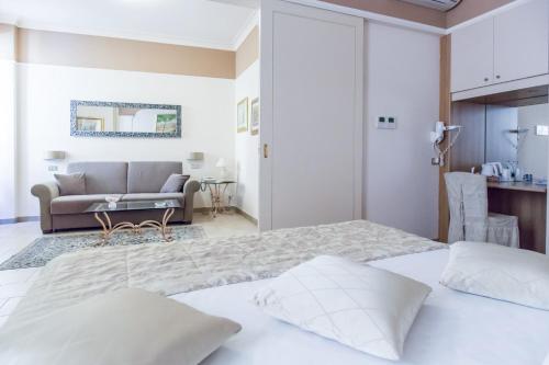 เบสท์ เวสเทิร์น โฮเต็ล ลิเบอร์ต้า (BEST WESTERN Hotel Liberta) in โมเดนา