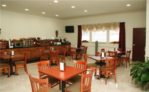 Budget Host Inn and Suites Cameron - 레스토랑
