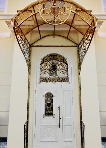 Pletnevskiy Inn - image 10