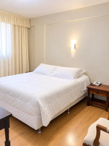 1 double bed, 3 twin beds