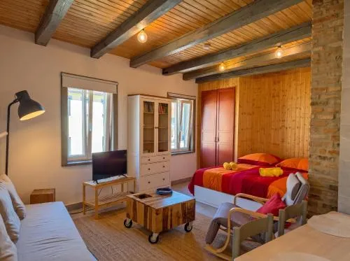 Rote Wohnung - Ferienwohnung (Goldenes-Häusle) in Sulzbach an der Murr, Deutschland