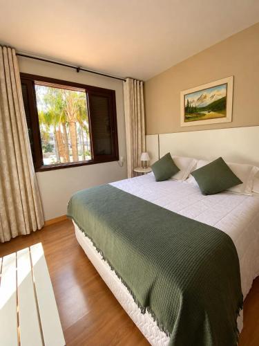 2 twin beds