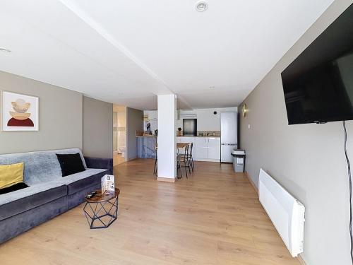 2 Apparts au RDC 12 pers 4 Chambres - Location saisonnière - Aubière