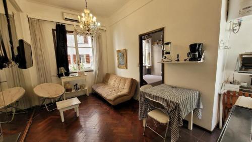 Elegant apartment in Recoleta