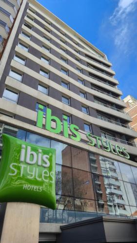 ibis Styles Montevideo Biarritz