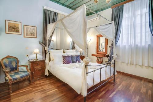 Double Room image 2