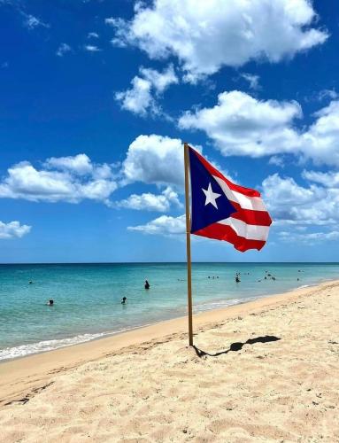 Loiza Escape Walk to Beach & Dining in Loiza
