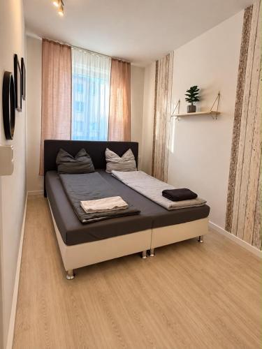 Großartige 3 Zimmer Ferienwohnung mit Kamin und Garten für 1-6 Personen (Großartige 3 Zimmer Ferienwohnung mit Kamin und Garten fur 1-6 Personen) in Kaufbeuren
