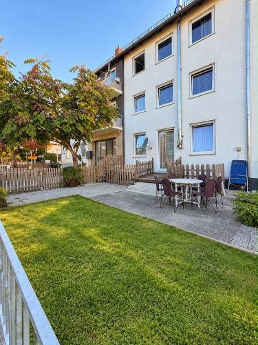 Großartige 3 Zimmer Ferienwohnung mit Kamin und Garten für 1-6 Personen (Großartige 3 Zimmer Ferienwohnung mit Kamin und Garten fur 1-6 Personen) in Kaufbeuren