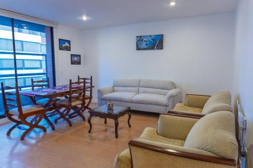 La Carolina - 2 bedrooms - Balcony & Parking