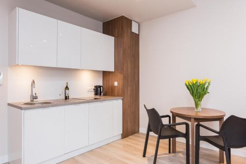 Platinum Residence Mokotów - image 2