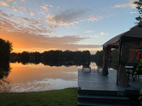 Little Cypress Guest Suites in Lutz (FL)