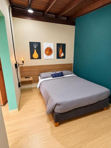 Alojamiento sector Universidad de Medellín - ONE205 By Roots Rentals
