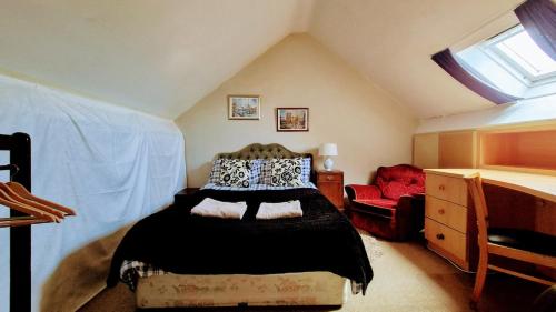 4-bedroom Victorian Home Belfast in Knock