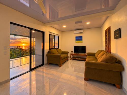 Pura Natura Lodge in Quepos