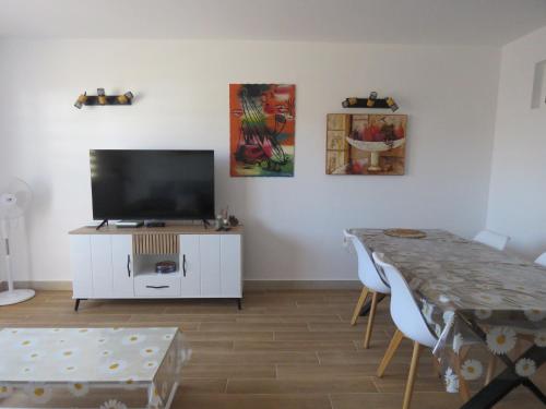 Gino House 2
