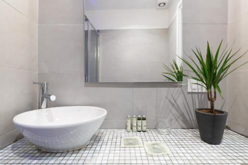 Sallustio Luxury Suites - image 7