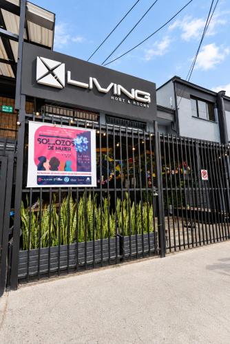 Xliving Host and Rooms