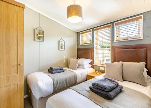 Windmill Retreat - Neroche