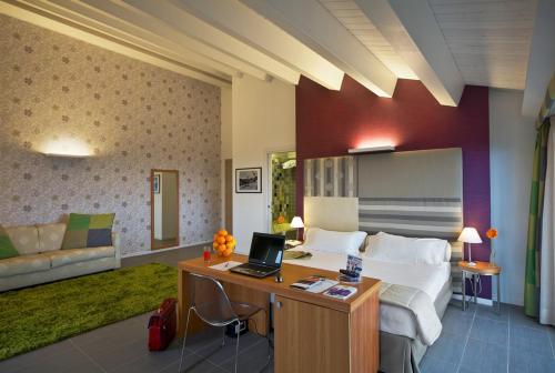Poggio Del Sole Hotel - image 11
