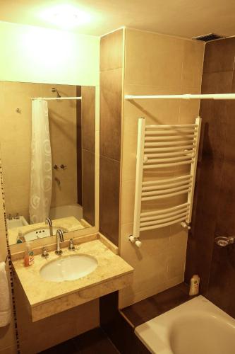 Shower, Punto Norte Departamentos con encanto en Salta - Aniceto in Tres Cerritos