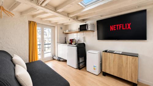 Saint-Germain Studio Apartment Near Notre-Dame