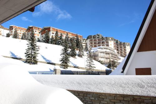  Apartment La Gleisa 3 in Sestriere
