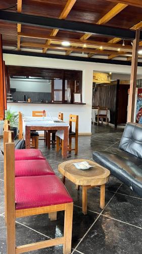 Hotel Rosa Porcelana in Sao Joao de Deus